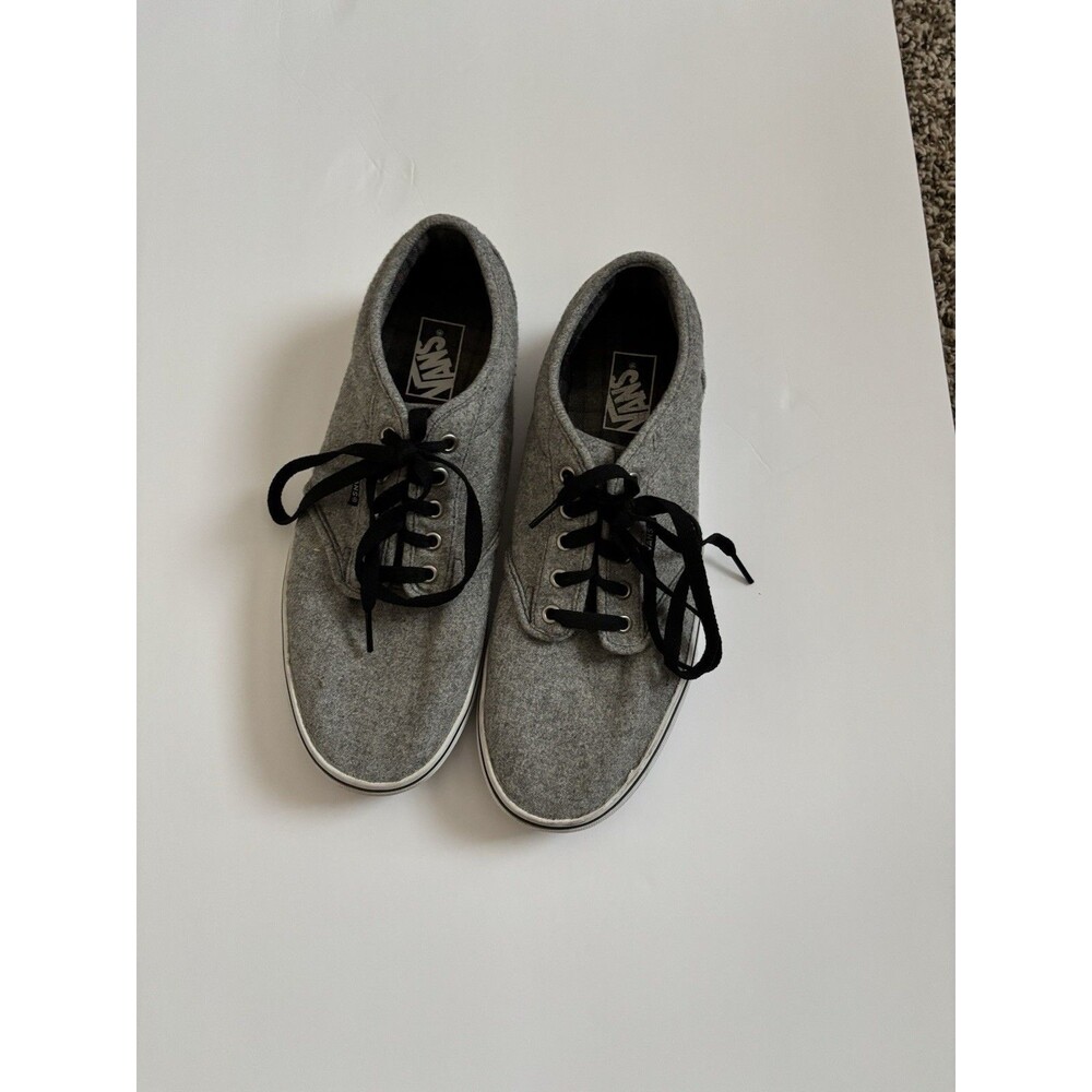 Vans skate shoes mens size 11.